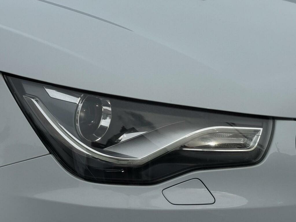 Audi A1 1.4 Tfsi Sport S Tronic Euro 5 White #3