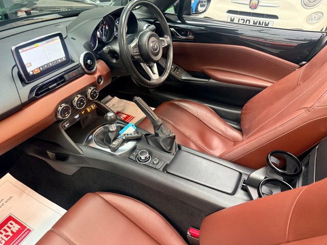 Mazda MX-5 RF 1.5 Skyactiv-g Sport Nav Euro 6 Black #2