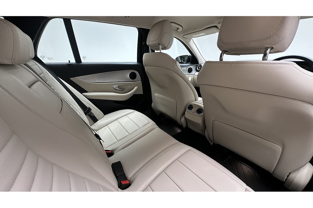 Mercedes-Benz E Class 2.0 E220d Amg Line G-tronic Euro 6 Ss White #19