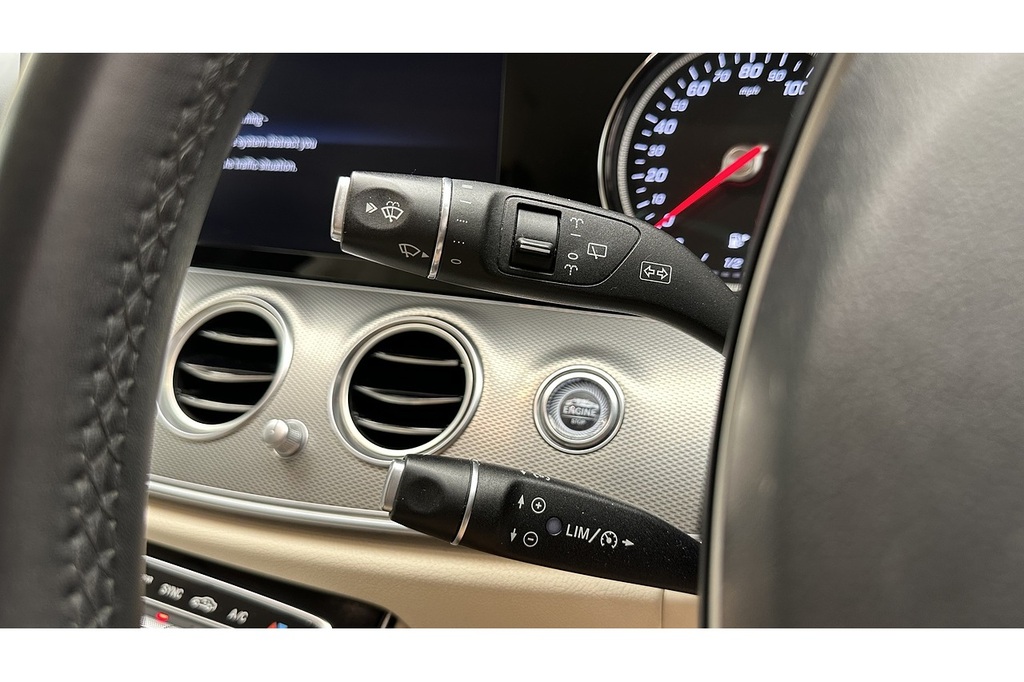 Mercedes-Benz E Class 2.0 E220d Amg Line G-tronic Euro 6 Ss White #28