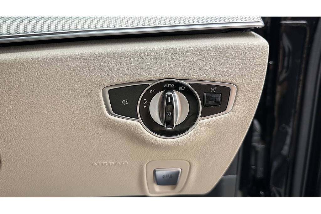 Mercedes-Benz E Class 2.0 E220d Amg Line G-tronic Euro 6 Ss White #26