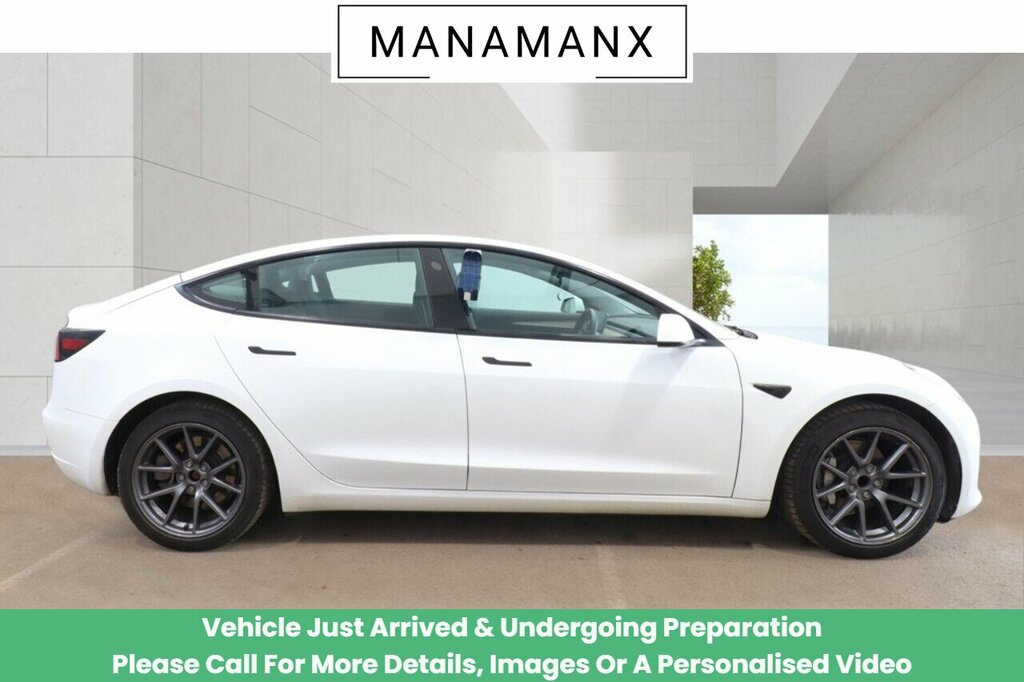 Tesla Model 3 Saloon White #6