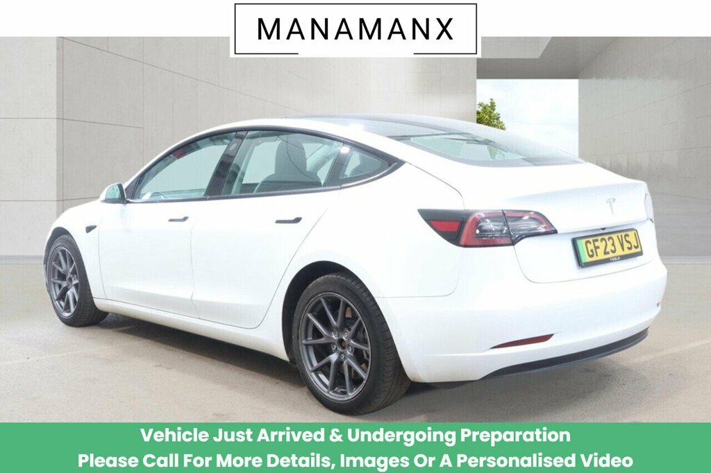 Tesla Model 3 Saloon White #2