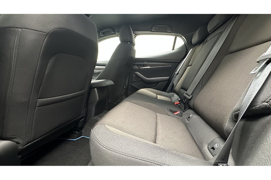Mazda 3 2.0 E-skyactiv G Mhev Homura Red #19