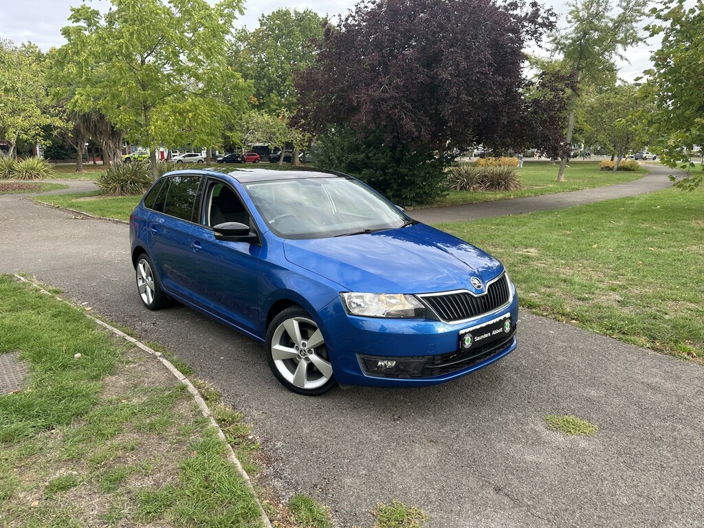 Skoda Rapid Spaceback Hatchback 1.6 Tdi Se Sport 201565 Blue