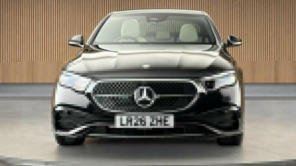 Mercedes-Benz E Class 2.0 E300e 25.4Kwh Amg Line Premium Saloon Pe Black #3