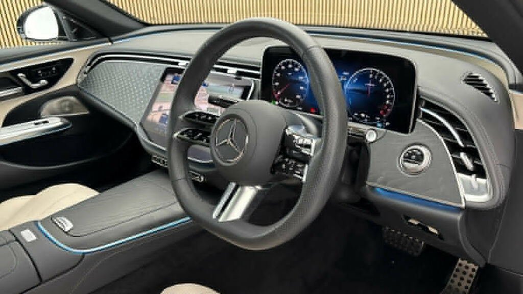 Mercedes-Benz E Class 2.0 E300e 25.4Kwh Amg Line Premium Saloon Pe Black #5