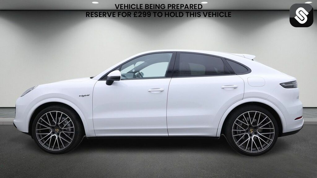 Porsche Cayenne 3.0 V6 E-hybrid 17.9Kwh Platinum Edition Coupe White #6