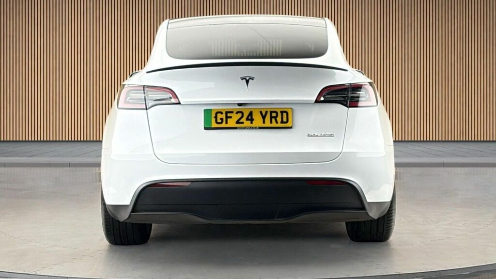 Tesla Model Y Dual Motor Performance Suv 4Wd White #4