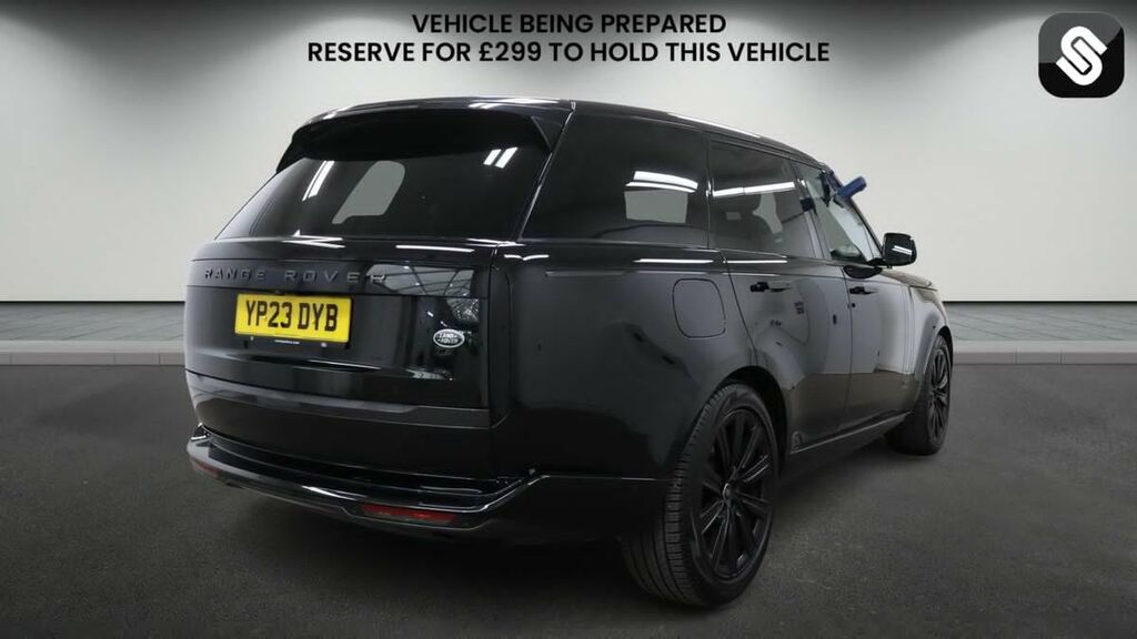 Land Rover Range Rover 3.0 P440e 38.2Kwh Suv Plu Black #4