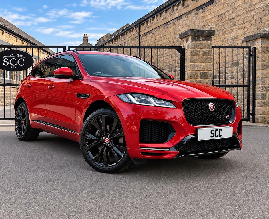 Jaguar F-Pace 3.0 D300 Mhev R-dynamic Hse Awd Euro 6 Ss Red