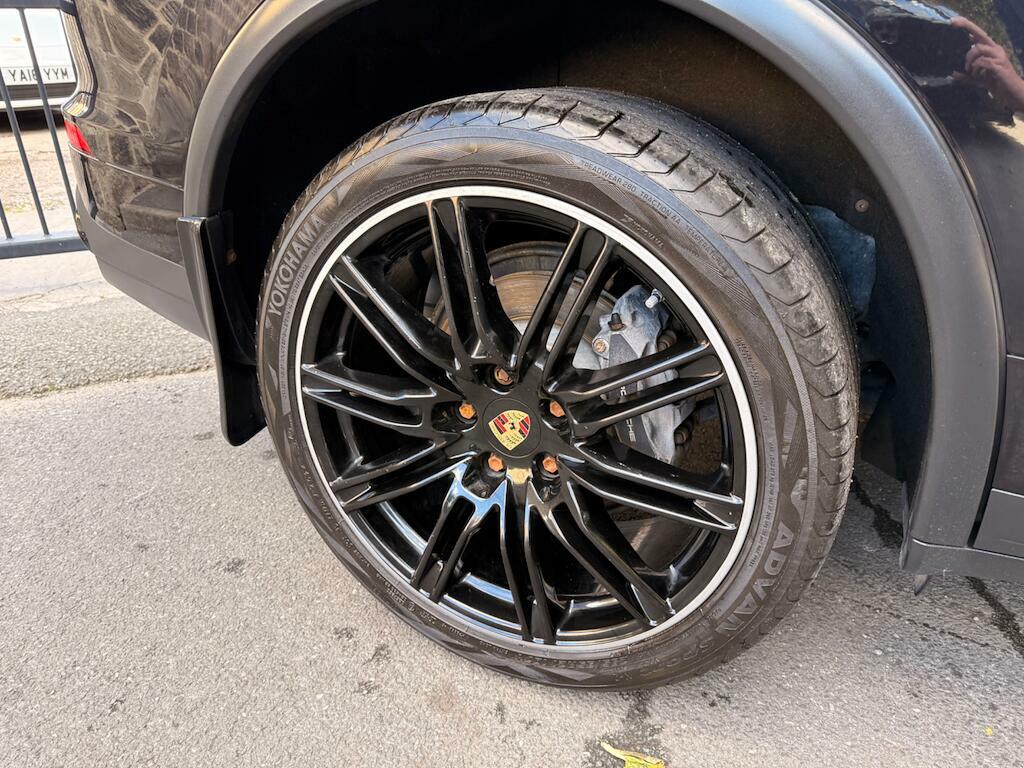 Porsche Cayenne 3.6T V6 Gts Tiptronics 4Wd Euro 6 Ss Black #11