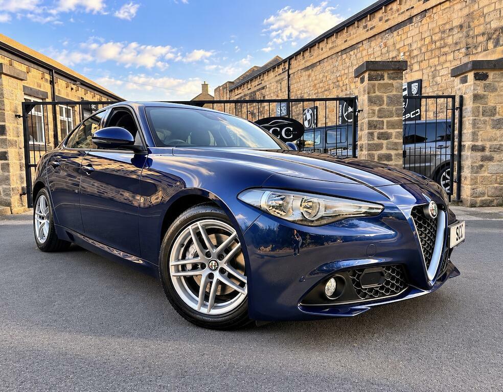 Alfa Romeo Giulia Giulia Blue