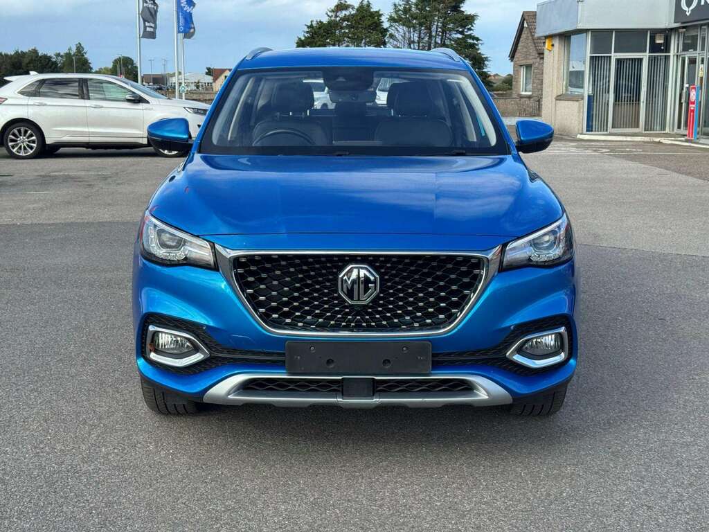 MG HS Excite 