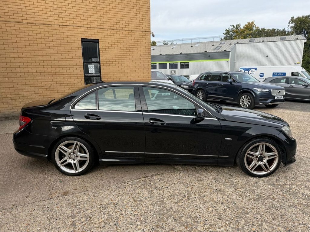 Mercedes-Benz C Class 2.1L Sport Black #10