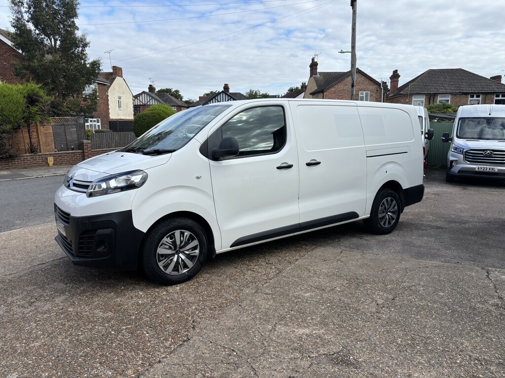 Citroen Dispatch 2.0 Bluehdi 1400 Enterprise XL White #4