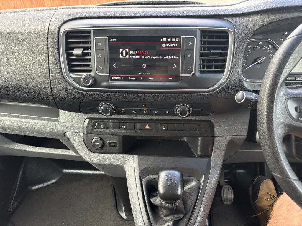 Citroen Dispatch 1.5L X Xl 6Dr White #9