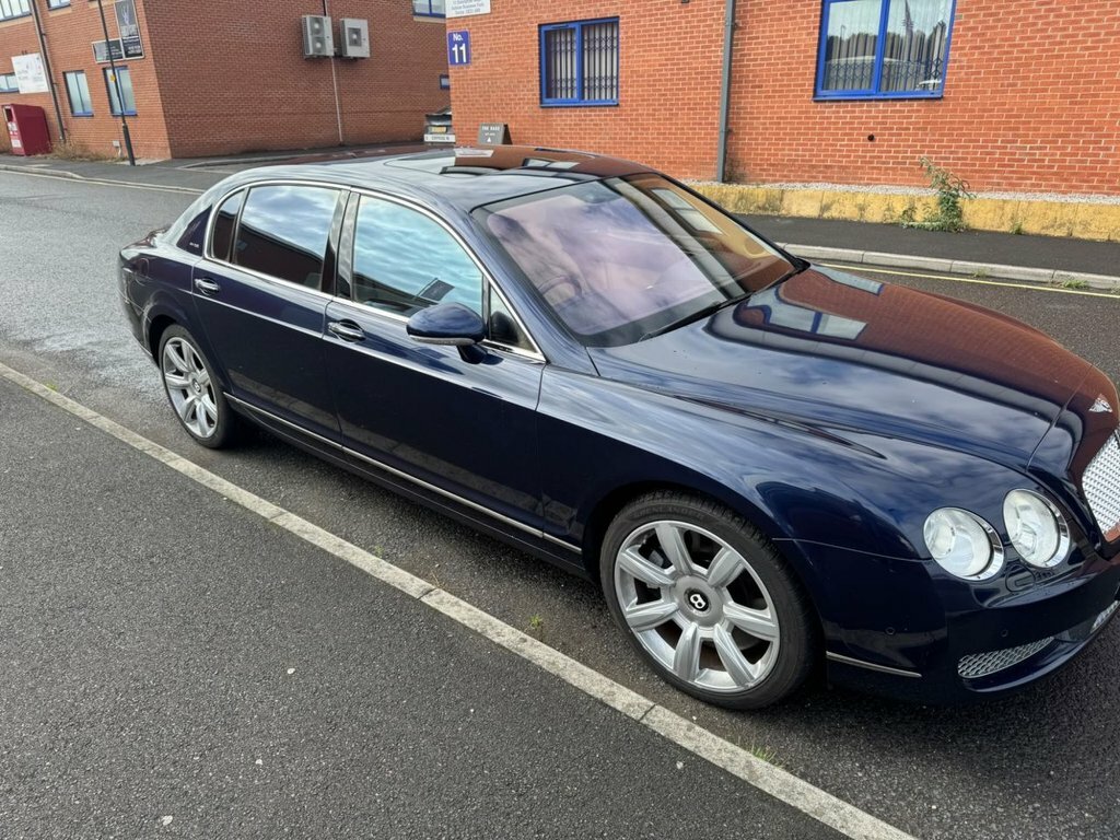 Bentley Flying Spur Saloon Blue