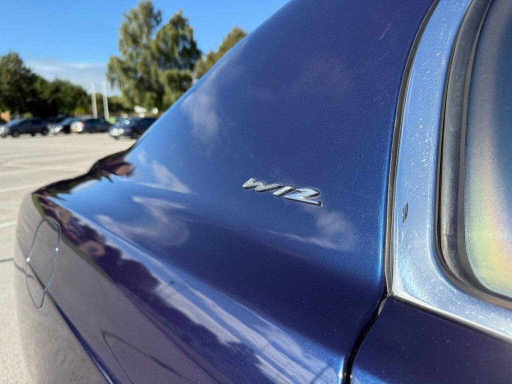 Bentley Flying Spur Saloon Blue #4