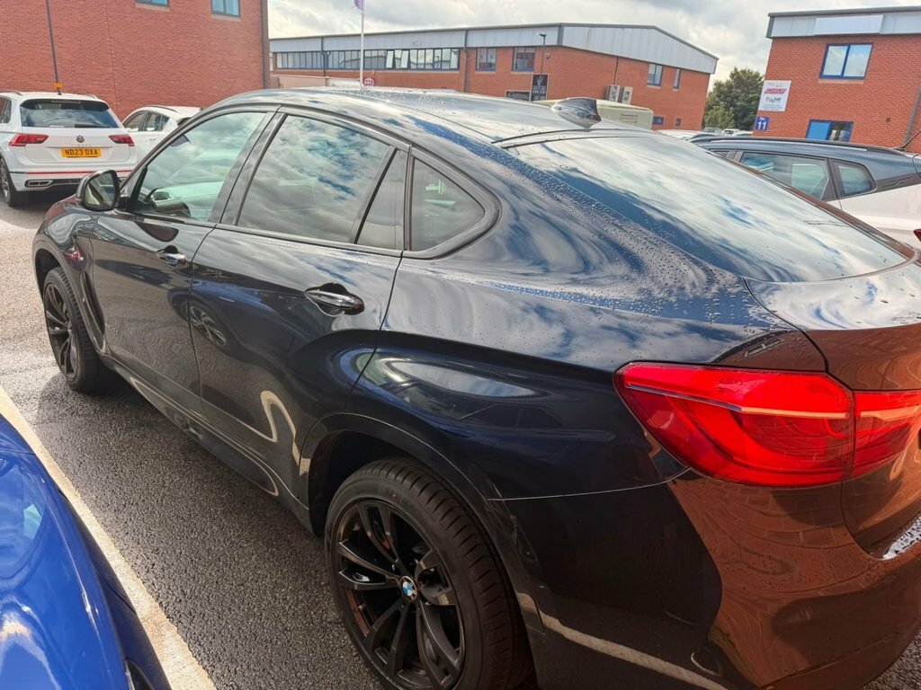 BMW X6 3L M Sport Black #4