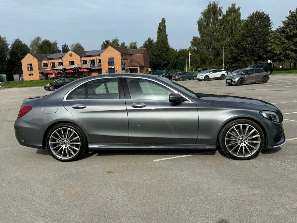 Mercedes-Benz C Class 2017 4.0 Amg C 63 S Premium 503 Bhp White #42