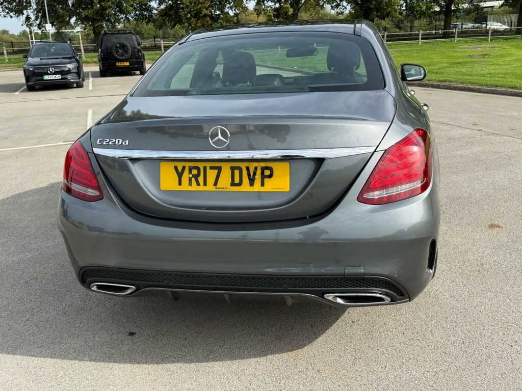 Mercedes-Benz C Class 2017 4.0 Amg C 63 S Premium 503 Bhp White #34