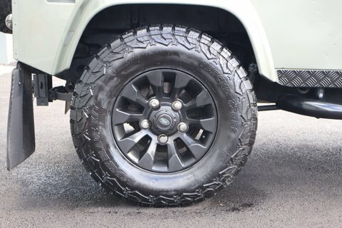 Land Rover Defender 90 Other Td Hard Top 2016 Green #16