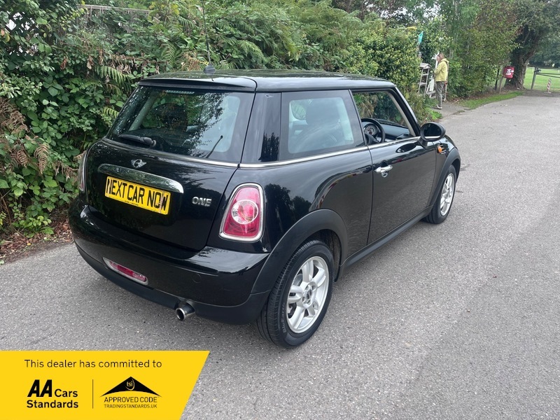 Mini Hatch Hatchback Black #4