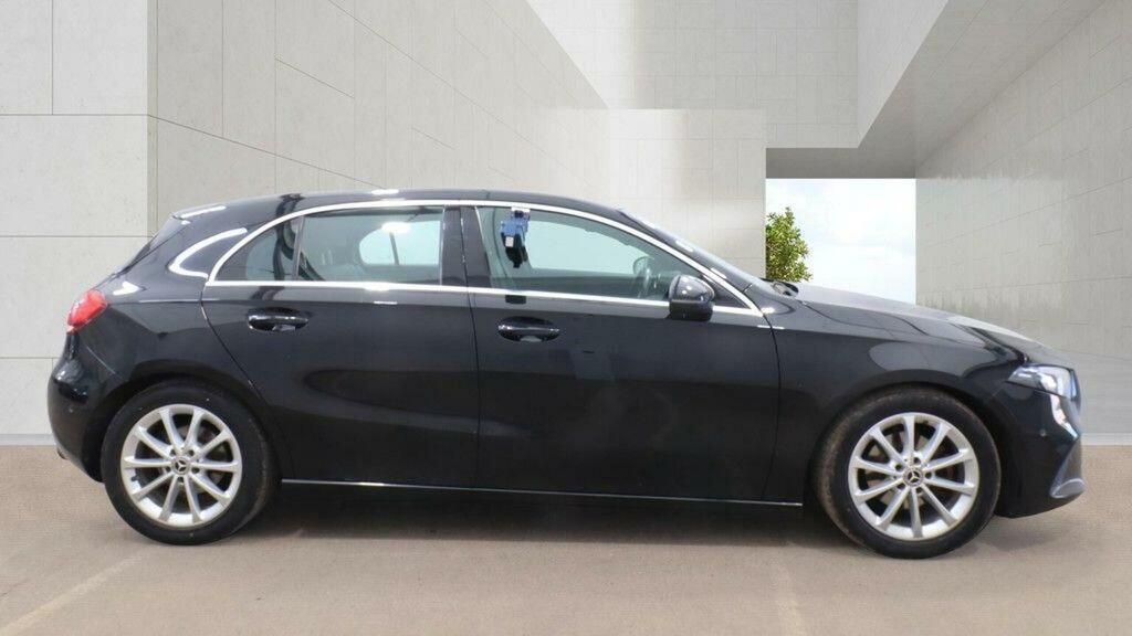 Mercedes-Benz A Class 1.5 A180d Sport Executive 7G-dct Euro 6 Ss Black #5