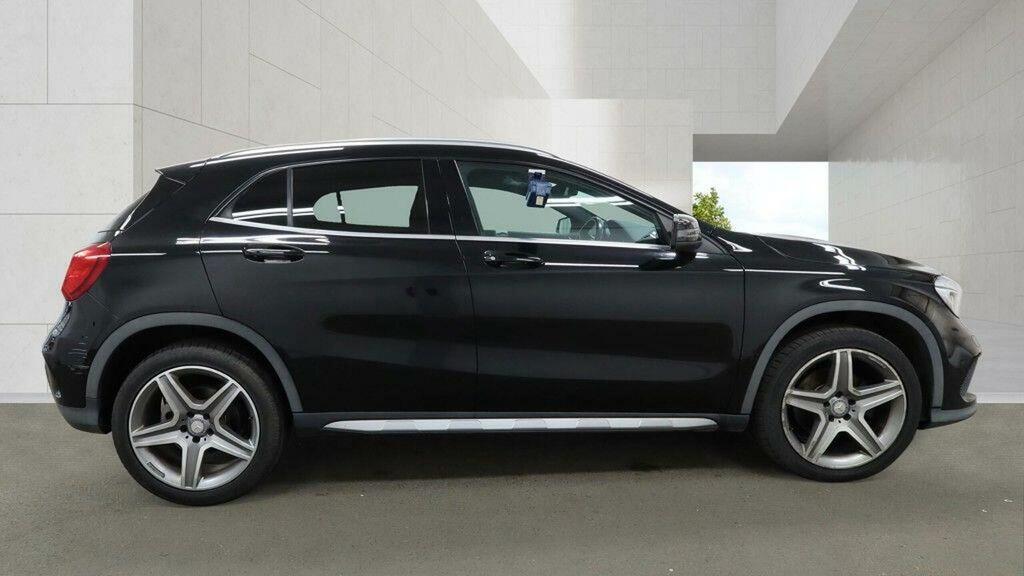 Mercedes-Benz GLA Class 2.1 Gla220d Amg Line Premium 7G-dct 4Matic Euro Black #5