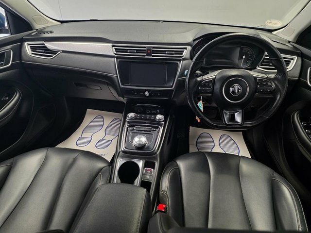 MG 1100 61.1Kwh Excite Long Range Estate Red #32