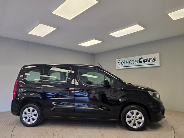 Vauxhall Combo Life 1.5 Turbo D Blueinjection Energy Mpv Au Black #5