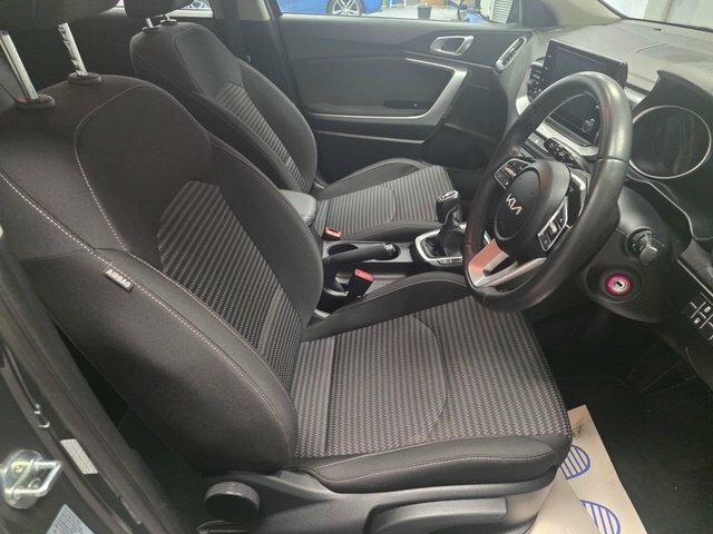 Kia Xceed 1.5 T-gdi 2 Euro 6 Ss Yellow #25