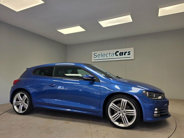 Volkswagen Scirocco 2.0 Tsi Bluemotion Tech R-line Hatchback Petro Blue