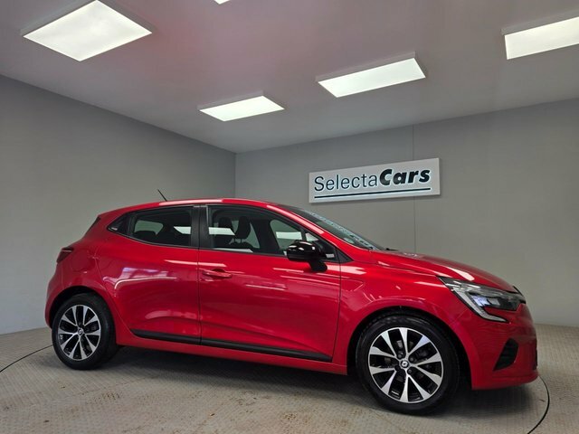 Renault Clio 1.0 Tce Evolution Hatchback Euro Red