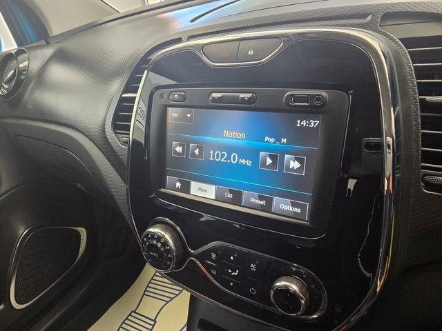 Renault Captur 0.9 Tce 90 Signature Nav Red #14