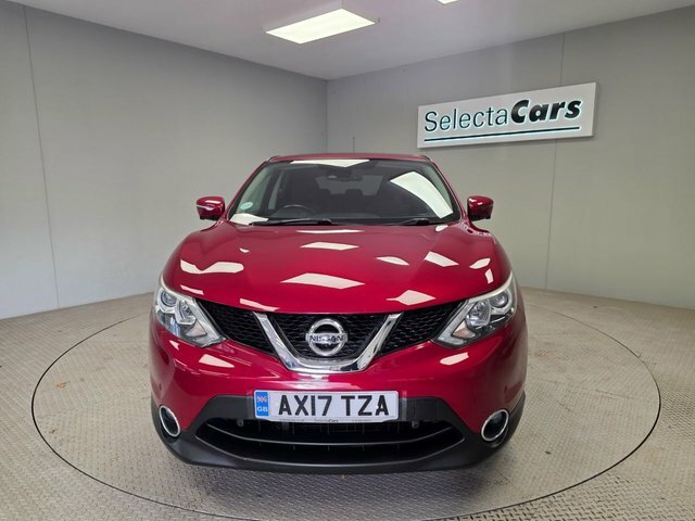 Nissan Qashqai 1.5 Dci N-connecta Suv 2Wd Euro Red #3