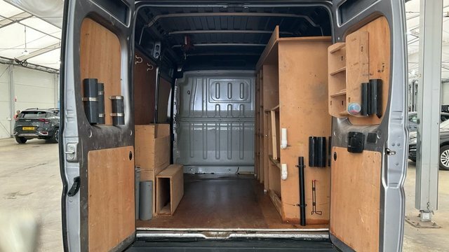 Citroen Relay Bluehdi 35 Enterprise Edition White #8