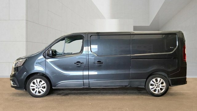 Renault Trafic Trafic Sl28 Blue Dci 130 Sport Van Black #10