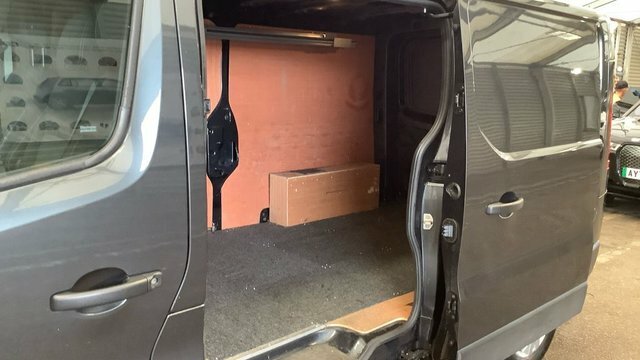 Renault Trafic Trafic Sl28 Blue Dci 130 Sport Van Black #7