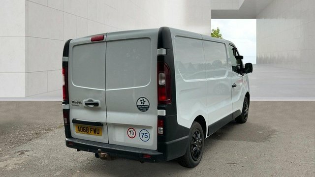Renault Trafic 1.6 Dci 27 Business Panel Van Sw White #4