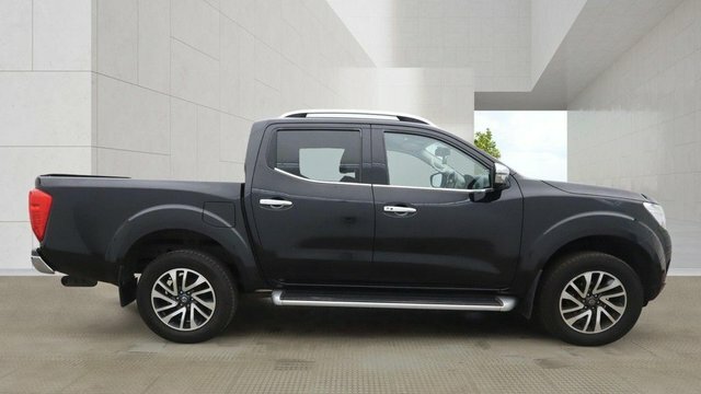 Nissan Navara Dci Tekna Pickup Double Black #6