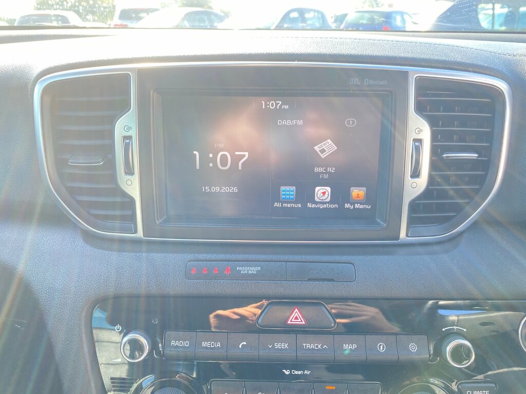 Kia Sportage 1.6 Crdi Isg 4 White #19