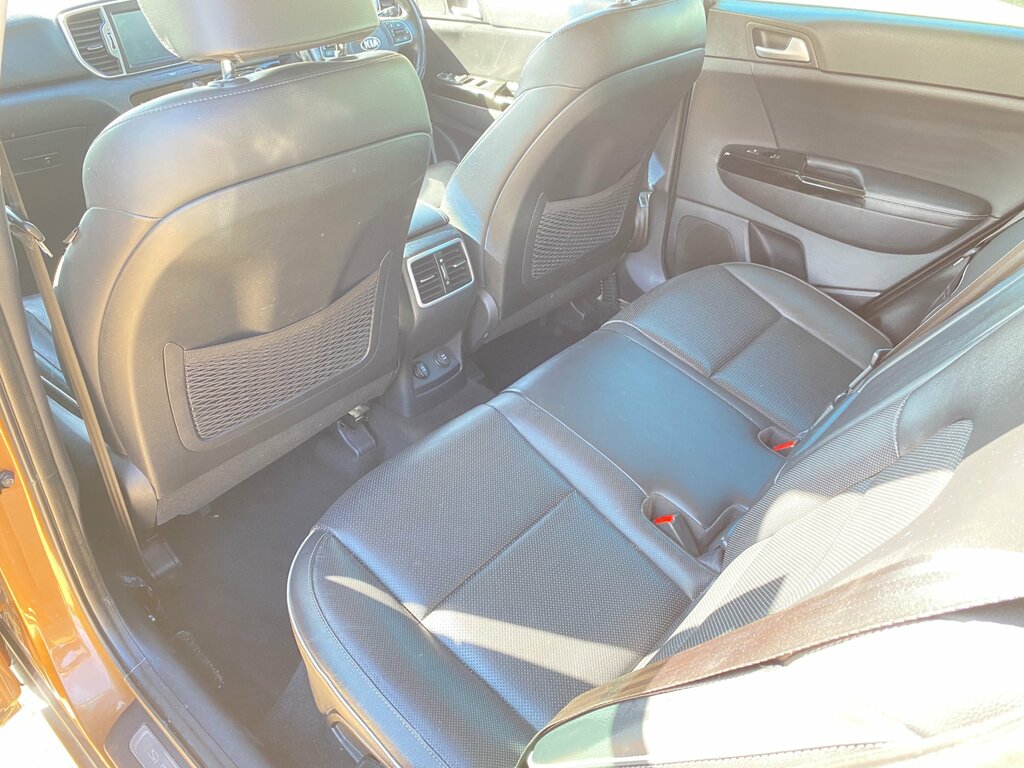 Kia Sportage 1.6 Crdi Isg 4 White #30