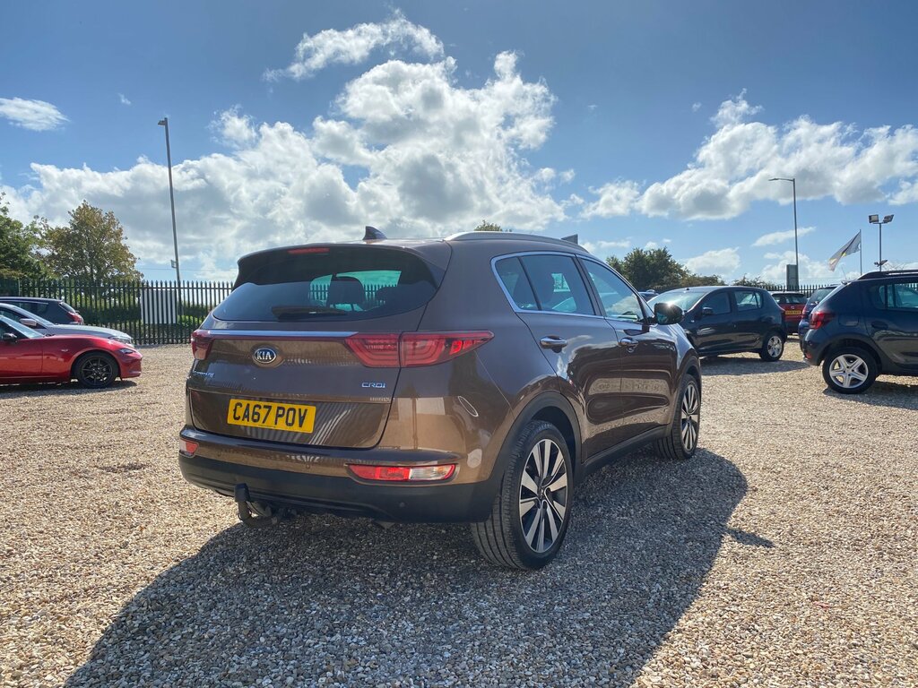 Kia Sportage 1.6 Crdi Isg 4 White #9