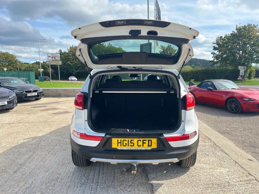 Kia Sportage 2.0 Crdi Kx-4 White #9