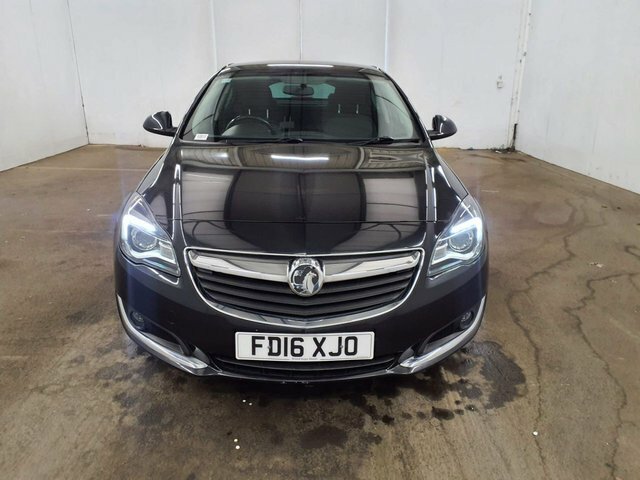Vauxhall Insignia 2016 1.6 Cdti Sri Nav Hatchback Eu Black #2