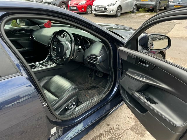 Jaguar XE 2017 2.0D R-sport Saloon Euro 6 S Blue #5