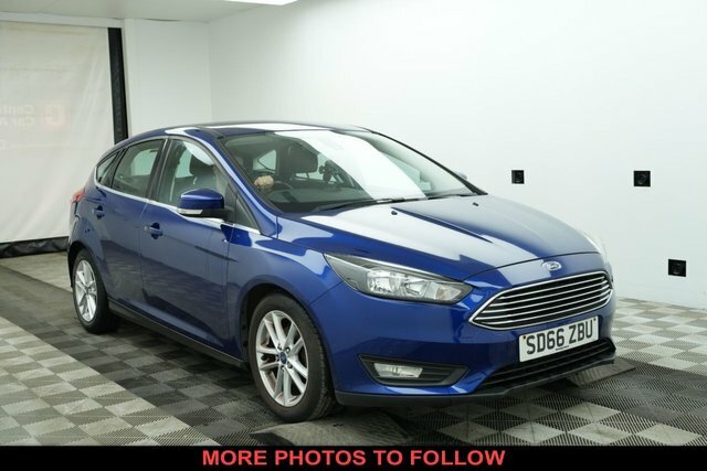 Ford Focus 1.0T Ecoboost Titanium X Euro 6 Ss White #1