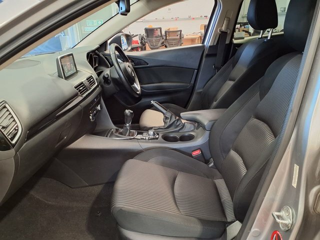 Mazda 3 2015 2.2 Skyactiv-d Se-l Nav Hatchback Silver #2